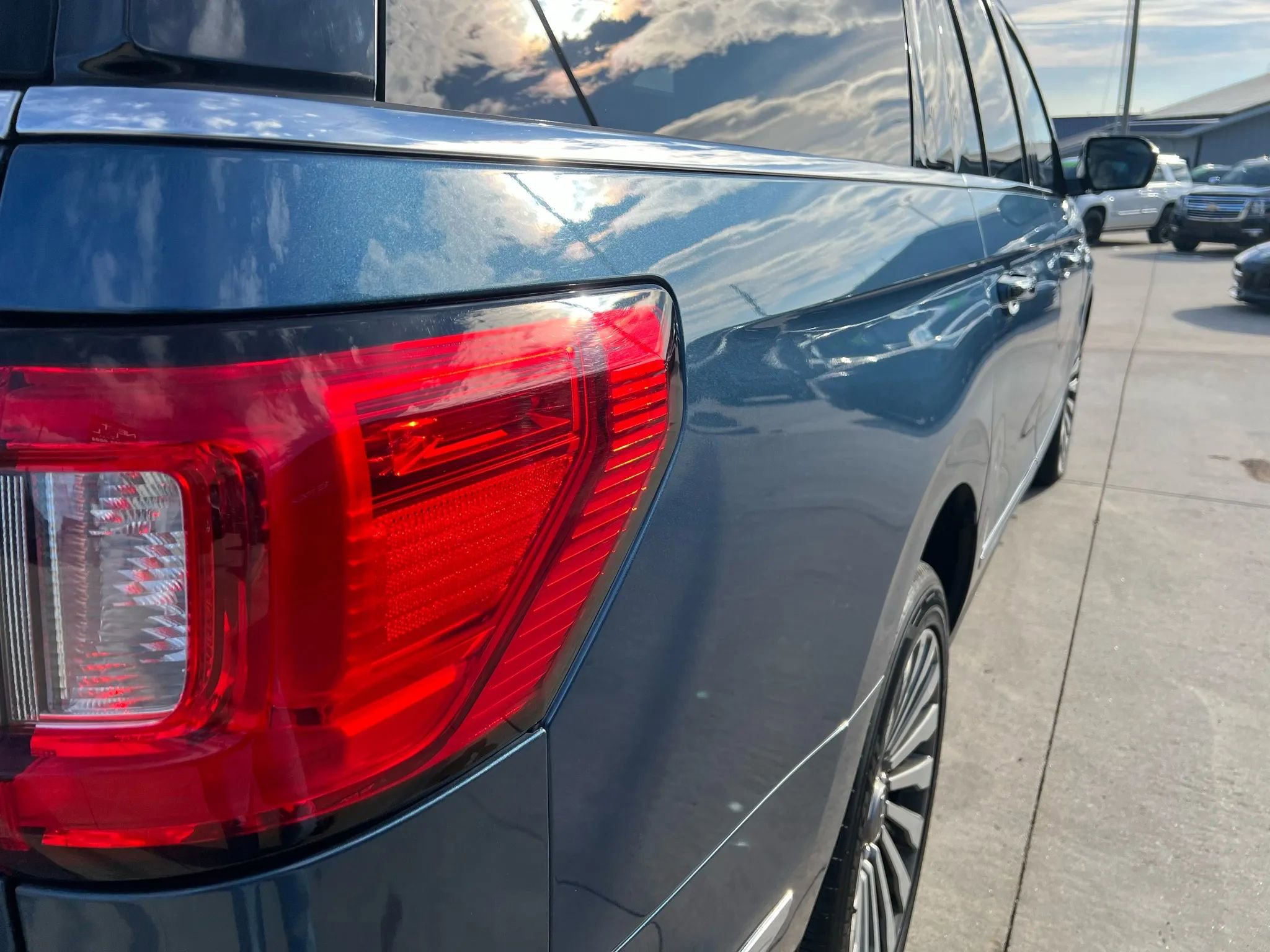 Used 2019 Lincoln Navigator L Reserve w/ Cargo Package image 63