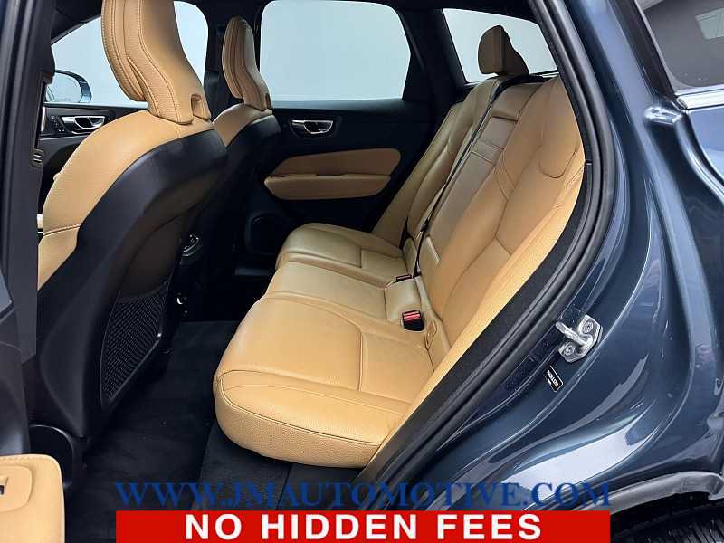 Used 2020 Volvo XC60 T6 Inscription w/ Protection Package AWD/4WD image 14
