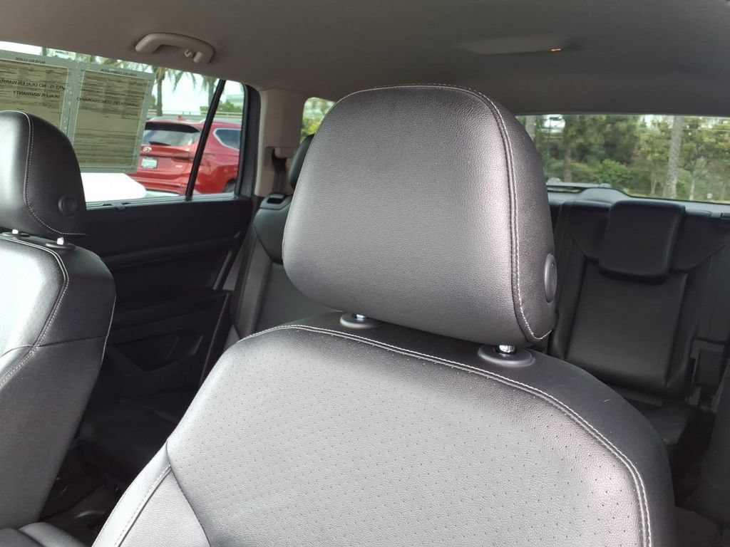 Used 2019 Volkswagen Atlas SE w/ Towing Package AWD/4WD image 17