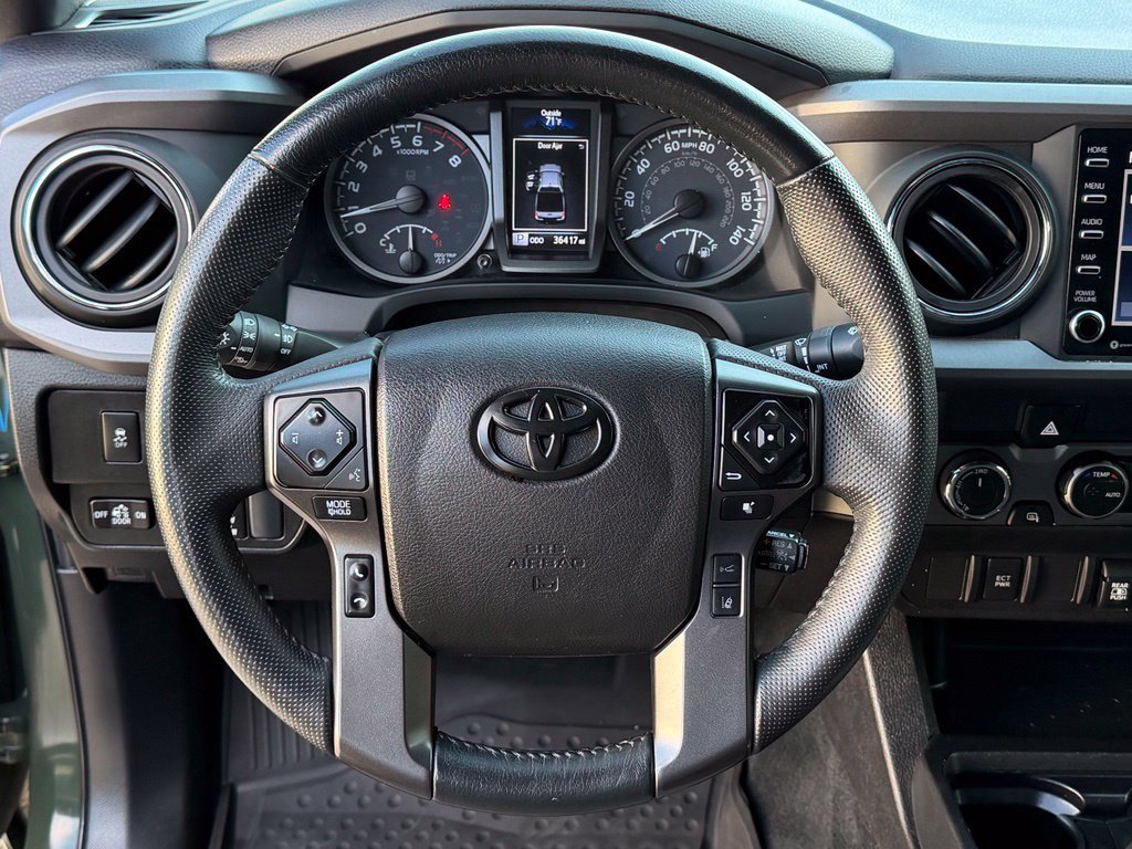 Used 2022 Toyota Tacoma TRD Sport AWD/4WD image 30