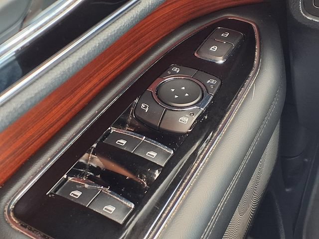 Certified 2023 Lincoln Navigator Reserve RWD image 17