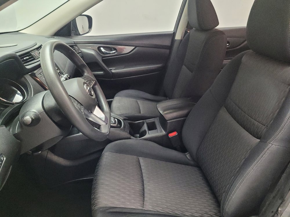 Used 2017 Nissan Rogue S image 17