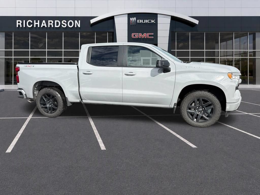 Used 2024 Chevrolet Silverado 1500 RST AWD/4WD image 15