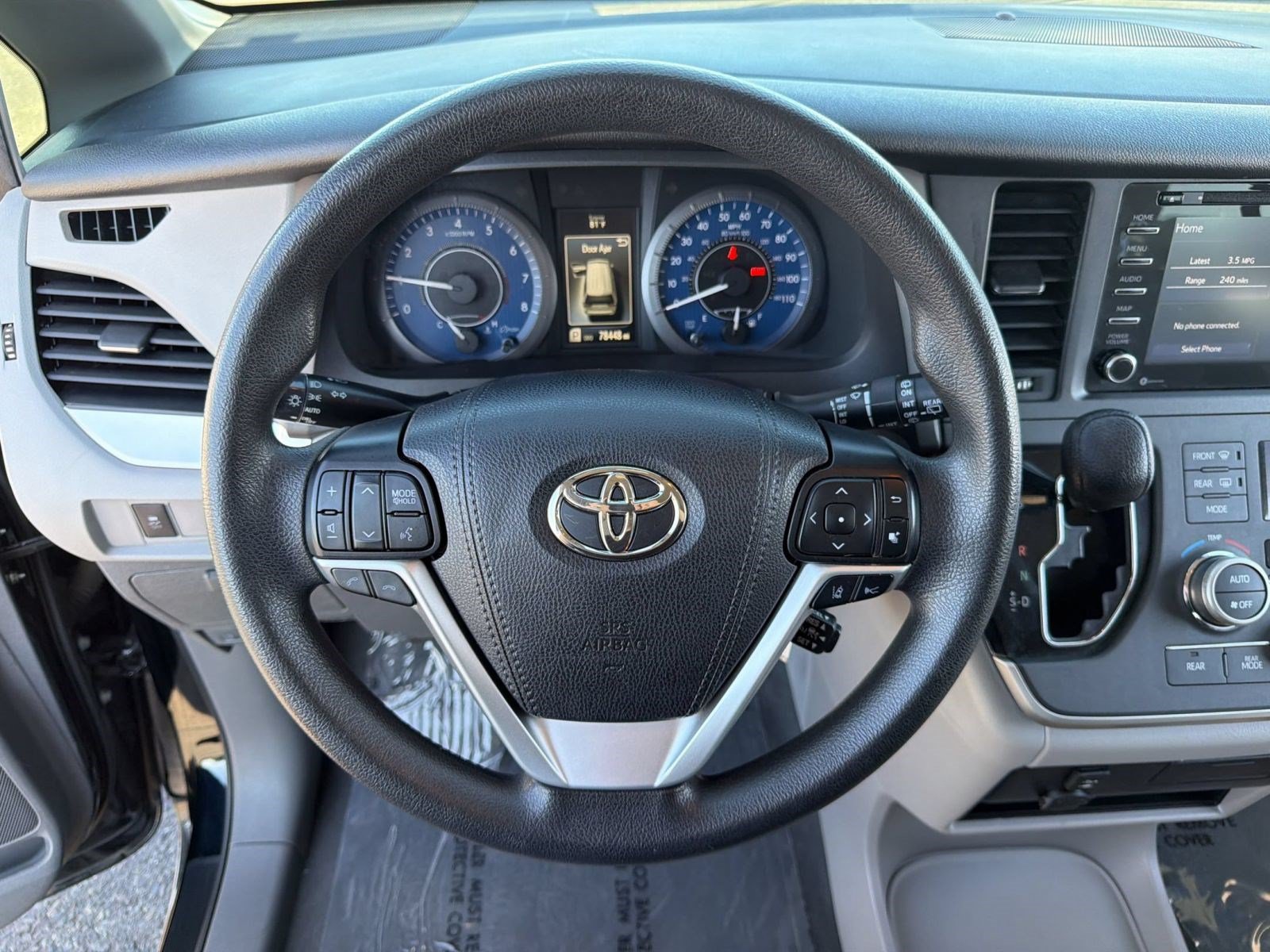 Used 2020 Toyota Sienna LE AWD/4WD image 11