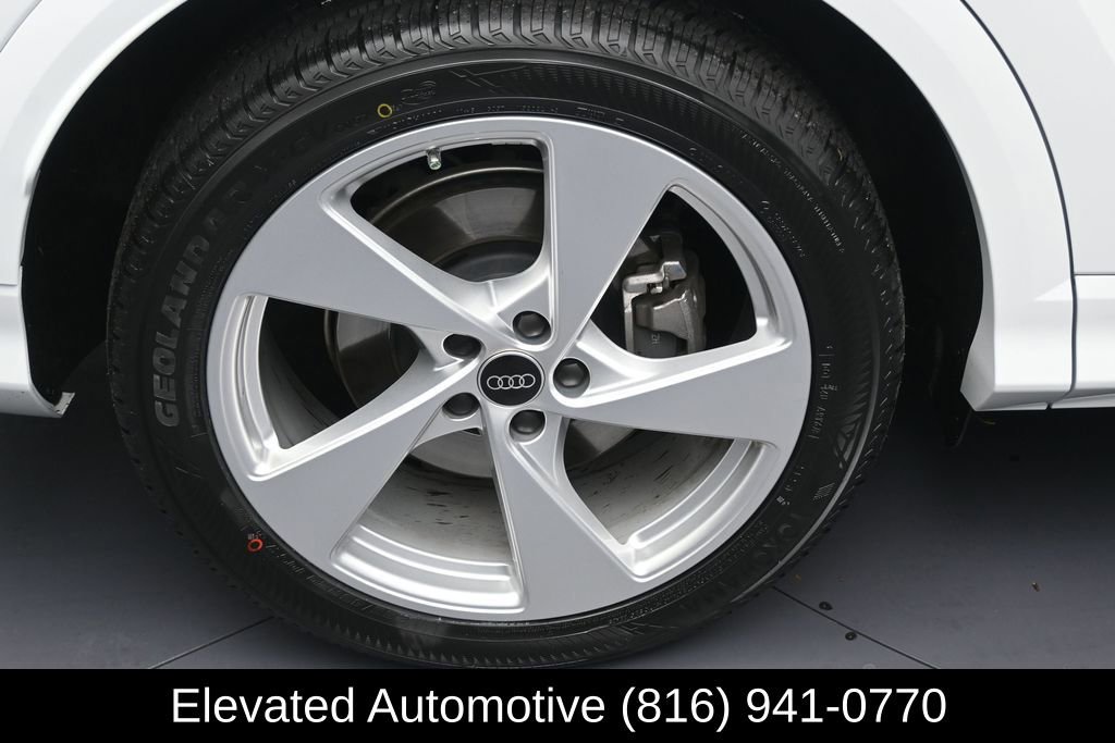 Used 2025 Audi Q5 Prestige AWD/4WD image 5