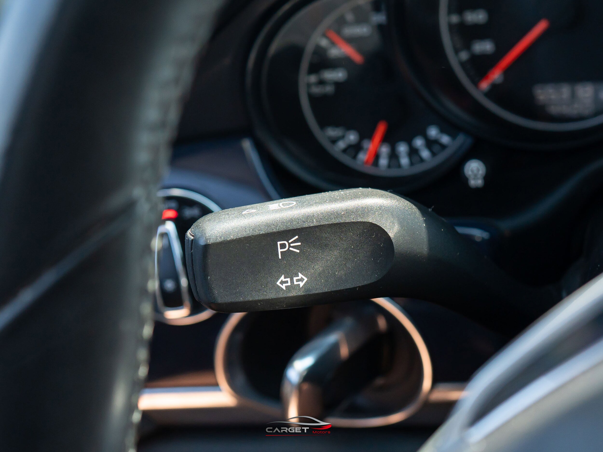 Used 2016 Porsche Panamera S RWD image 27