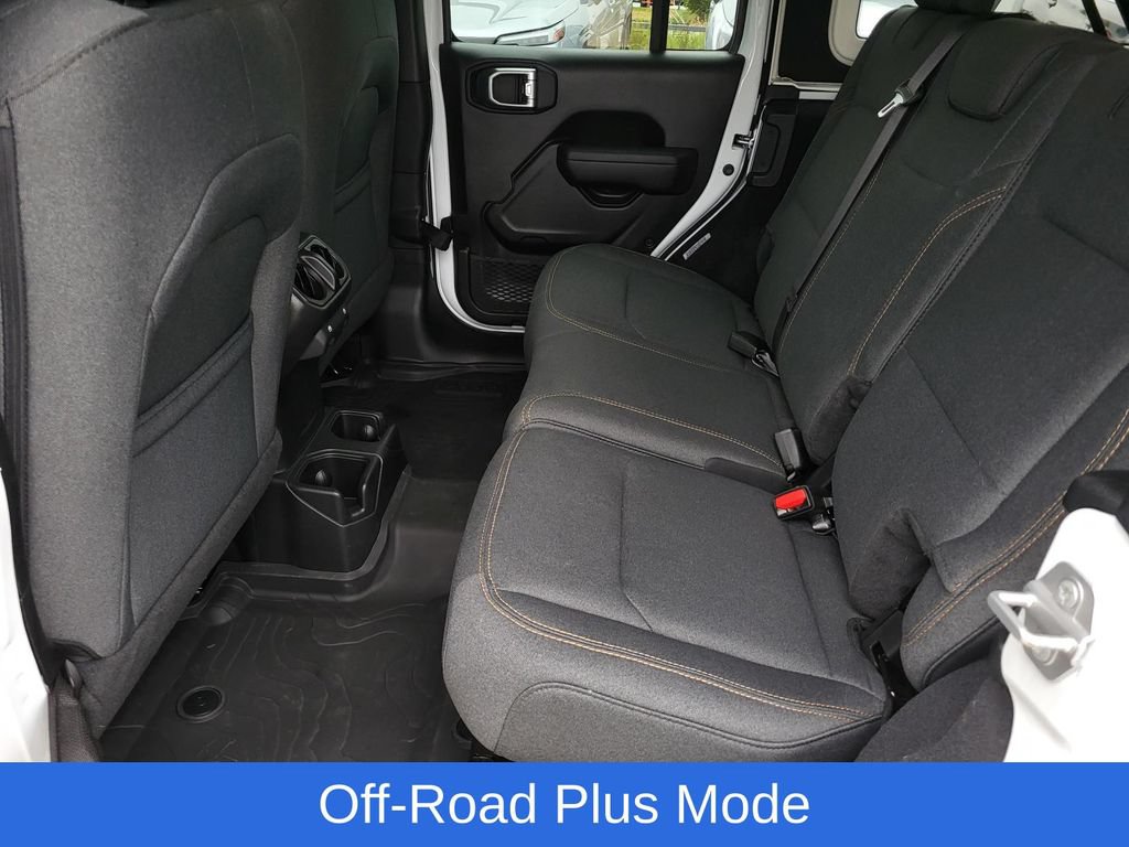 Used 2024 Jeep Wrangler Unlimited Sport AWD/4WD image 16