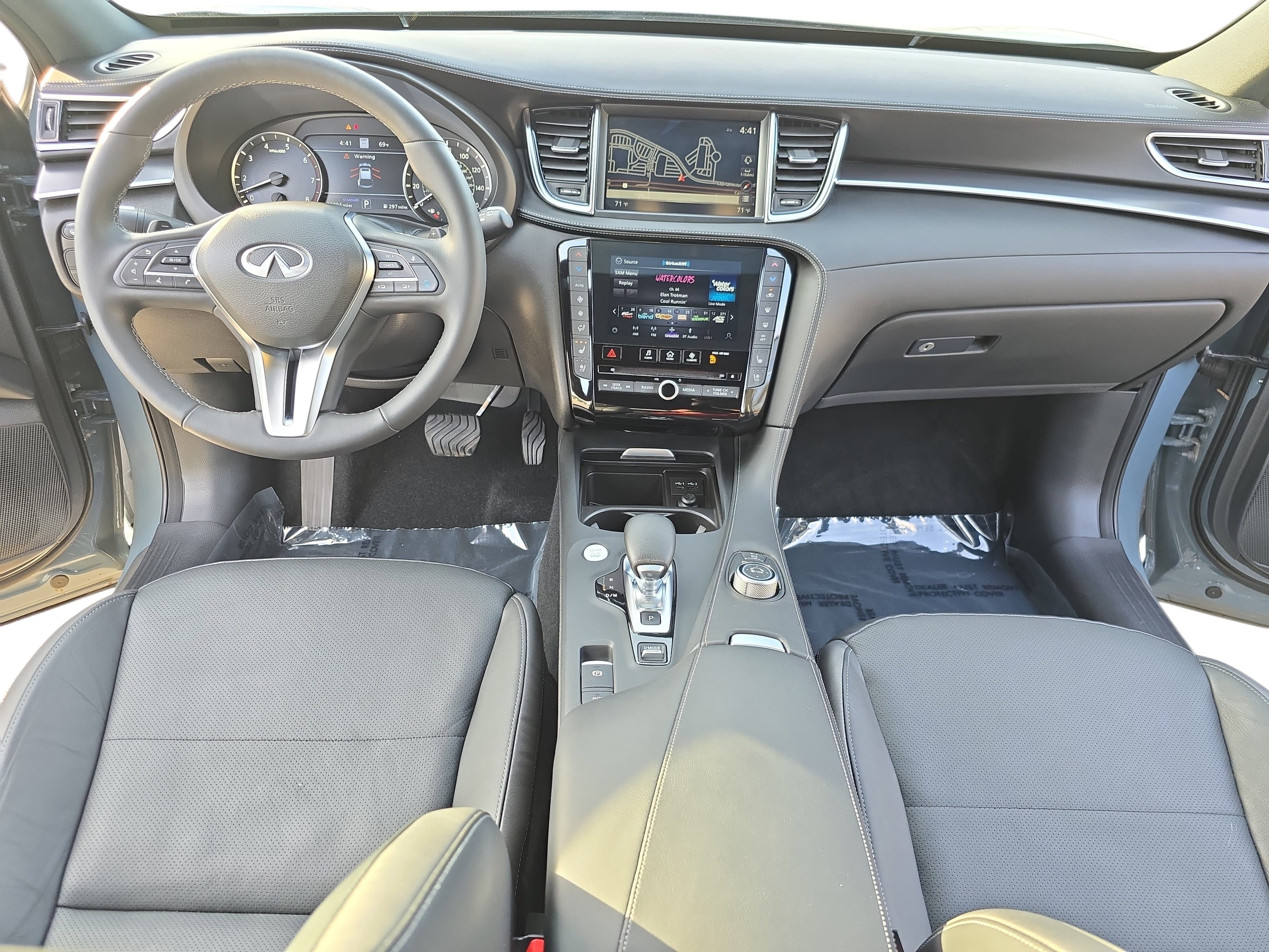 Used 2023 INFINITI QX55 Essential image 9