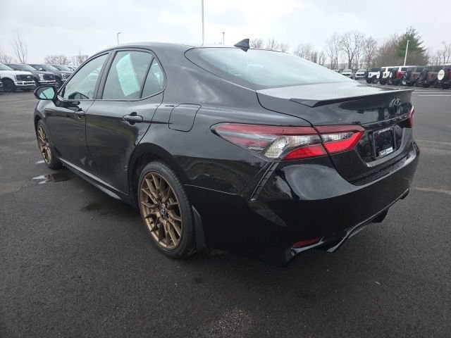 Used 2023 Toyota Camry SE w/ Convenience Package image 11