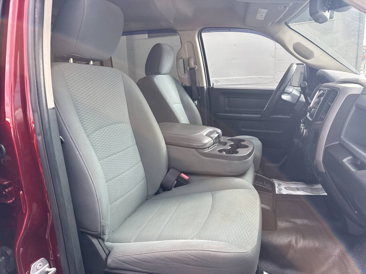Used 2018 RAM 2500 Tradesman w/ Chrome Appearance Group AWD/4WD image 24