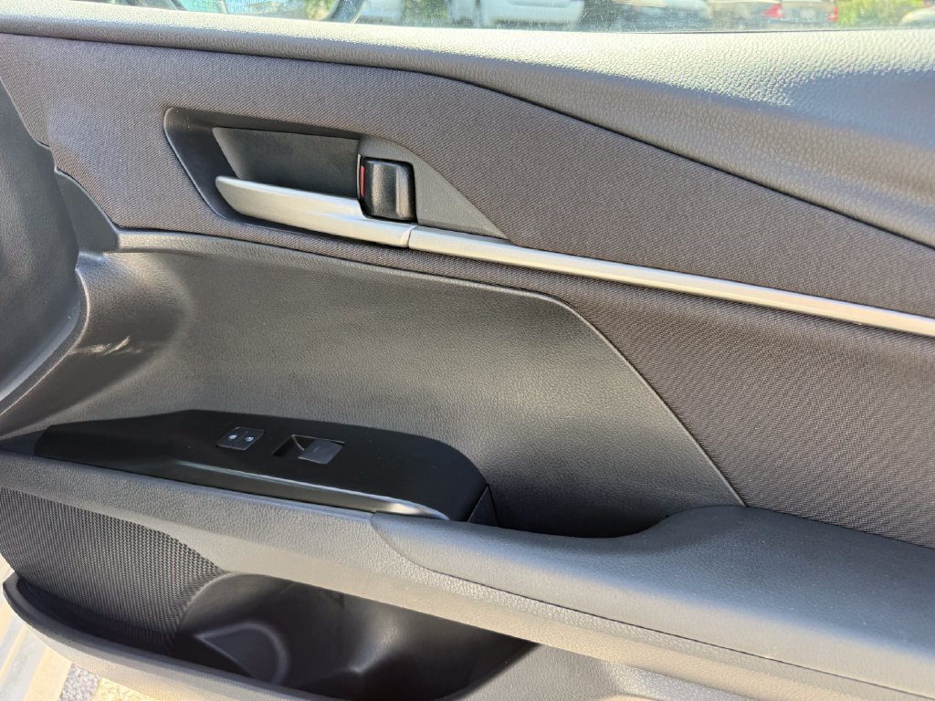 Used 2025 Toyota Camry LE FWD image 44