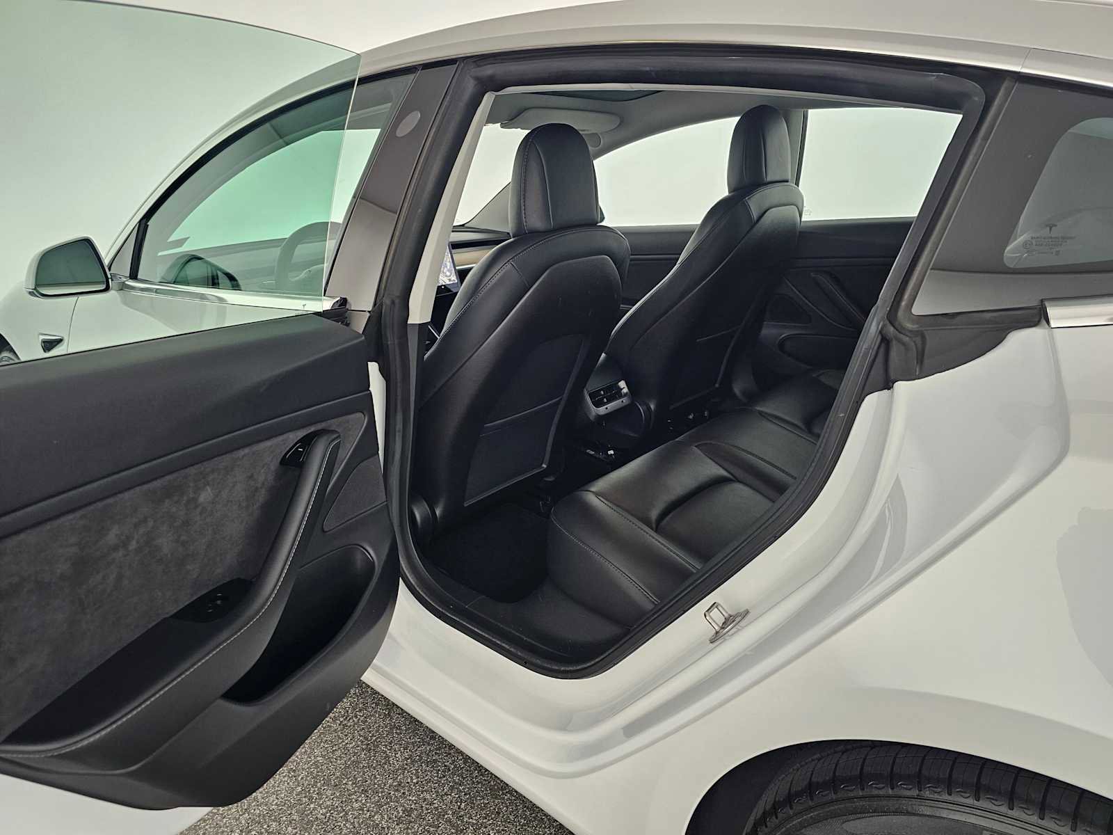 Used 2020 Tesla Model 3 Long Range image 14