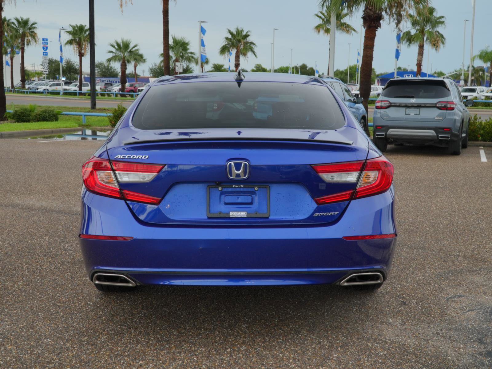 Used 2022 Honda Accord Sport image 6