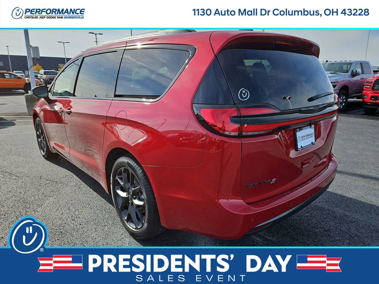 New 2026 Chrysler Pacifica Select image 5