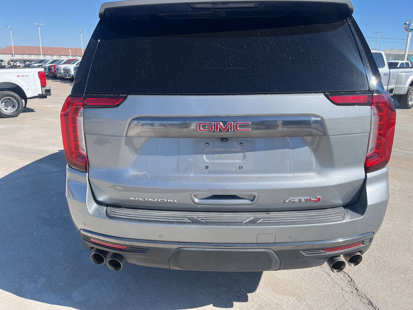 Used 2023 GMC Yukon AT4 image 6