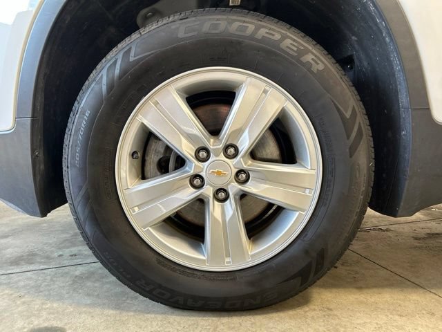 Used 2021 Chevrolet Trax LT w/ LT Convenience Package AWD/4WD image 10