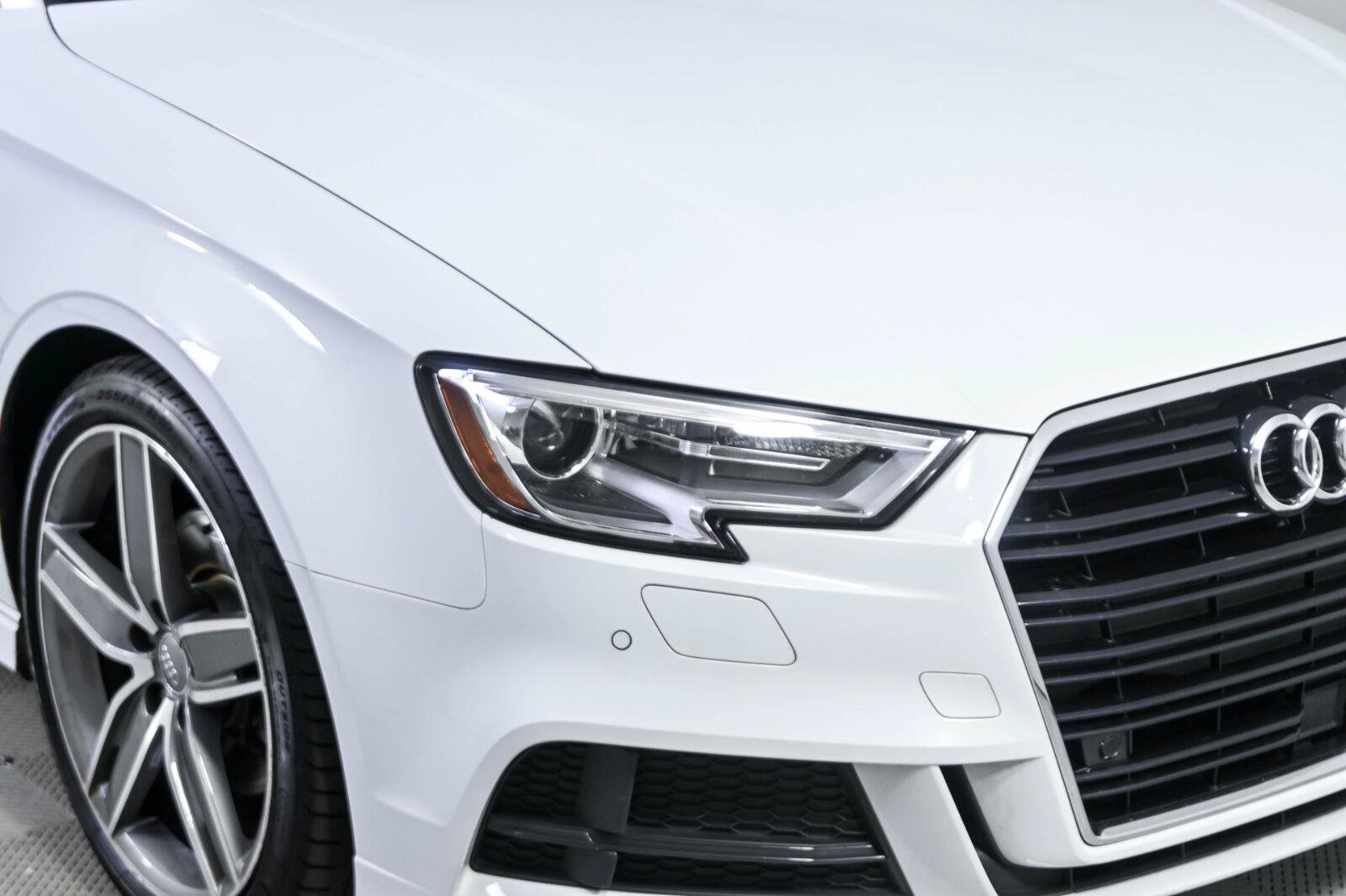 Used 2018 Audi A3 2.0T Premium Plus w/ Premium Plus Package FWD image 28