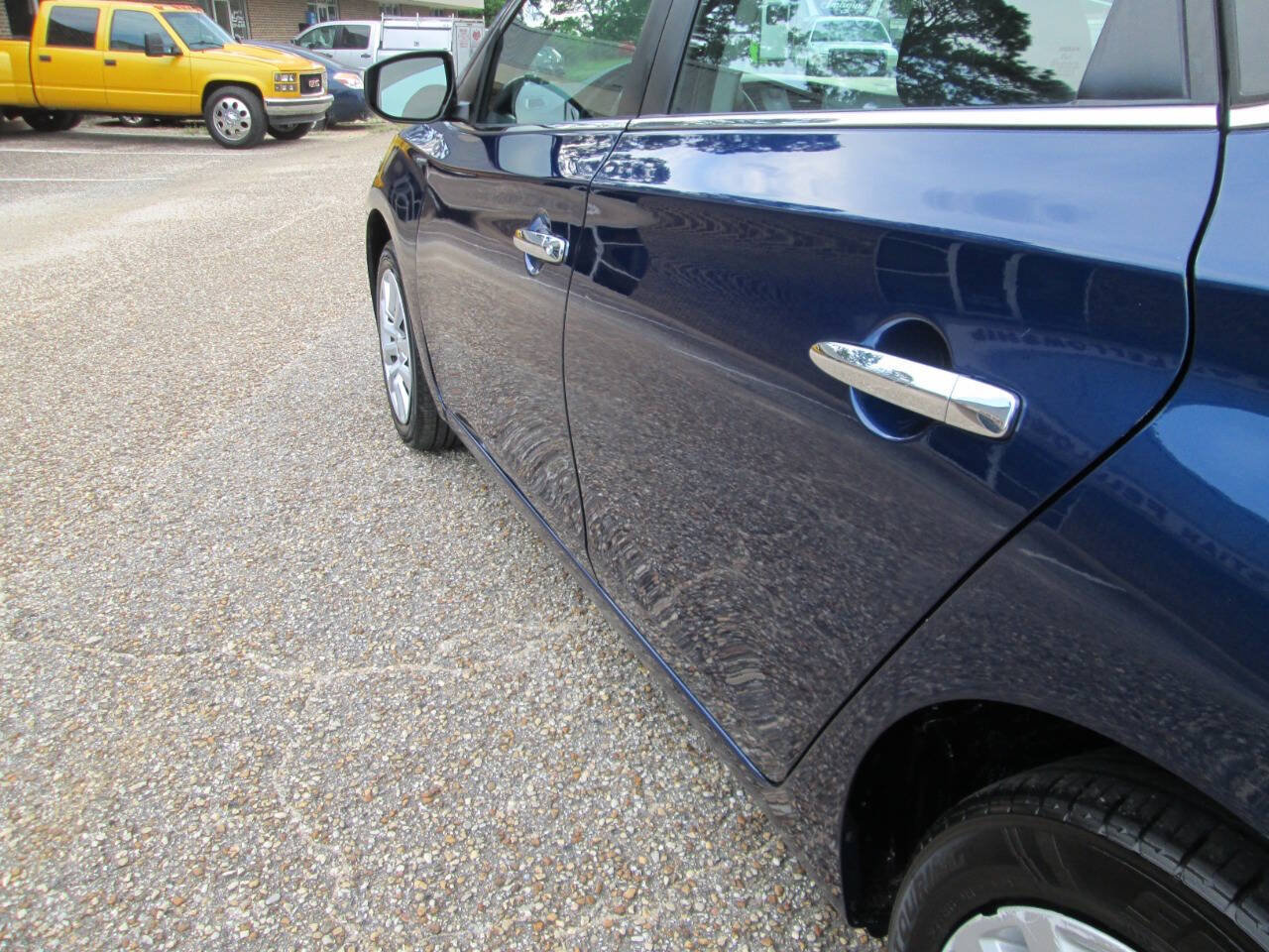 Used 2019 Nissan Sentra S FWD image 12
