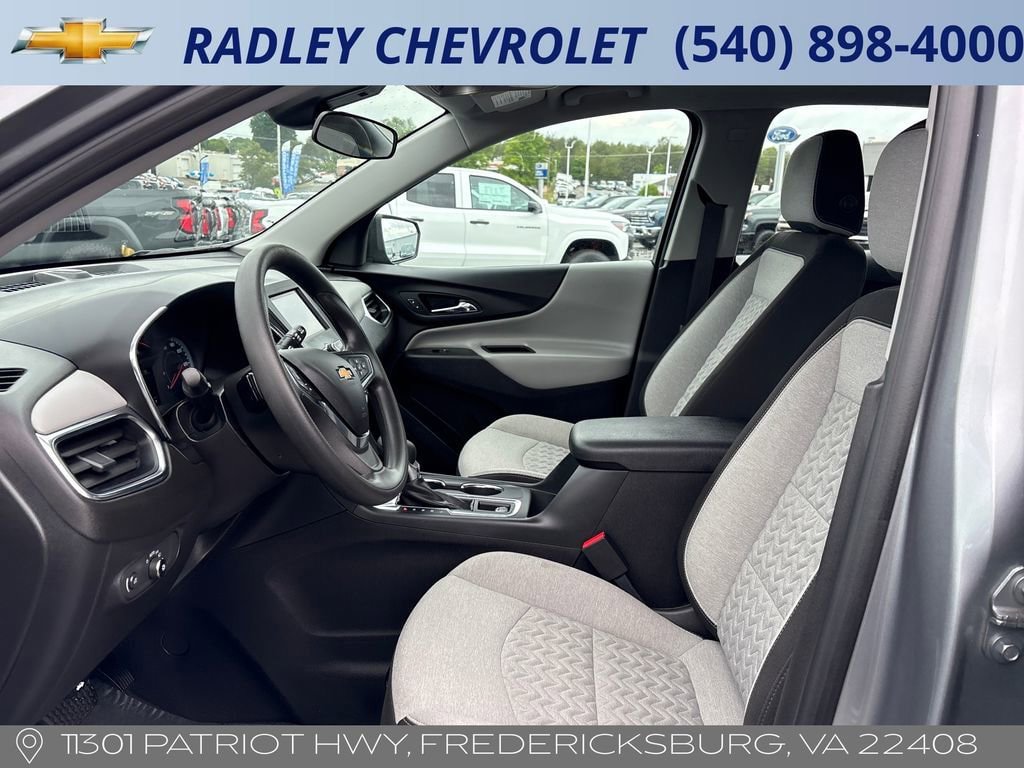 Certified 2023 Chevrolet Equinox LS w/ Driver Confidence II Package FWD image 3