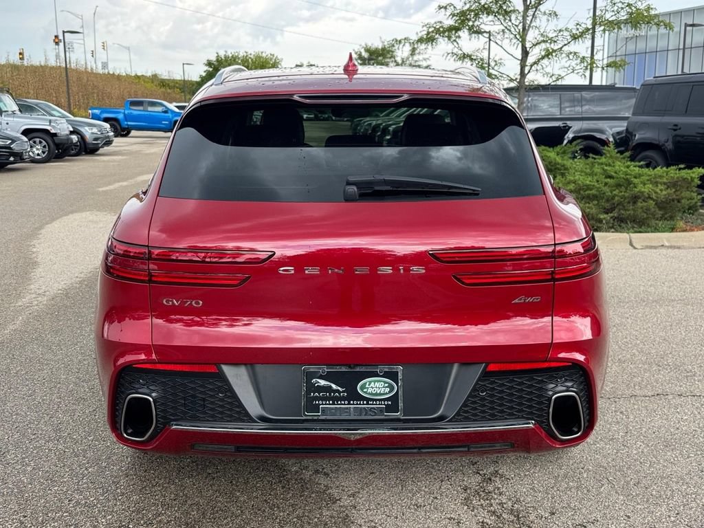 Used 2024 Genesis GV70 2.5T w/ Advanced Package AWD/4WD image 3
