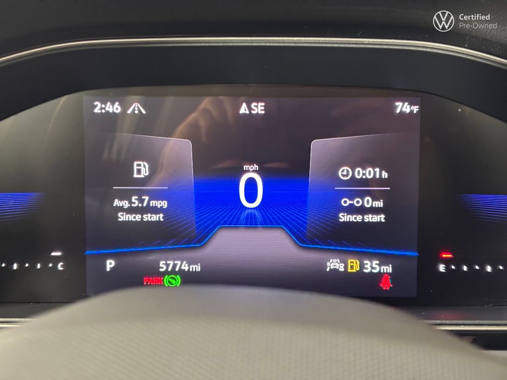 Used 2025 Volkswagen Jetta SE w/ Sunroof Package FWD image 19