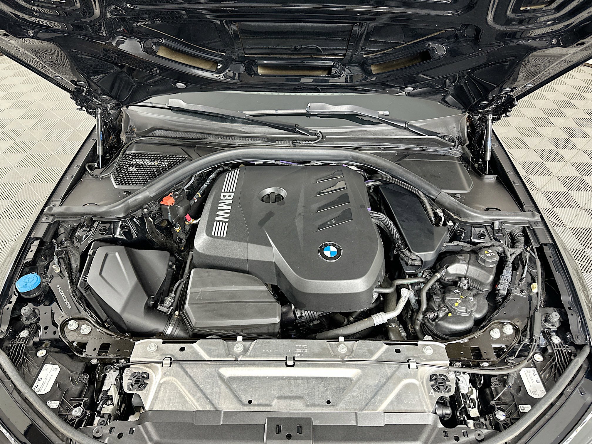 Used 2025 BMW 330i xDrive Sedan image 34