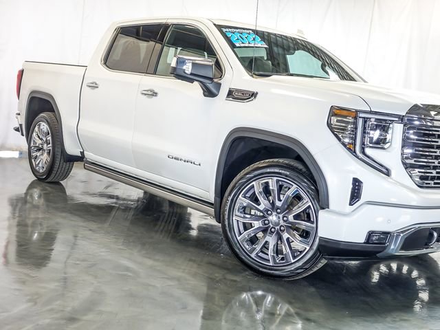 Certified 2022 GMC Sierra 1500 Denali w/ Denali Reserve Package AWD/4WD image 5