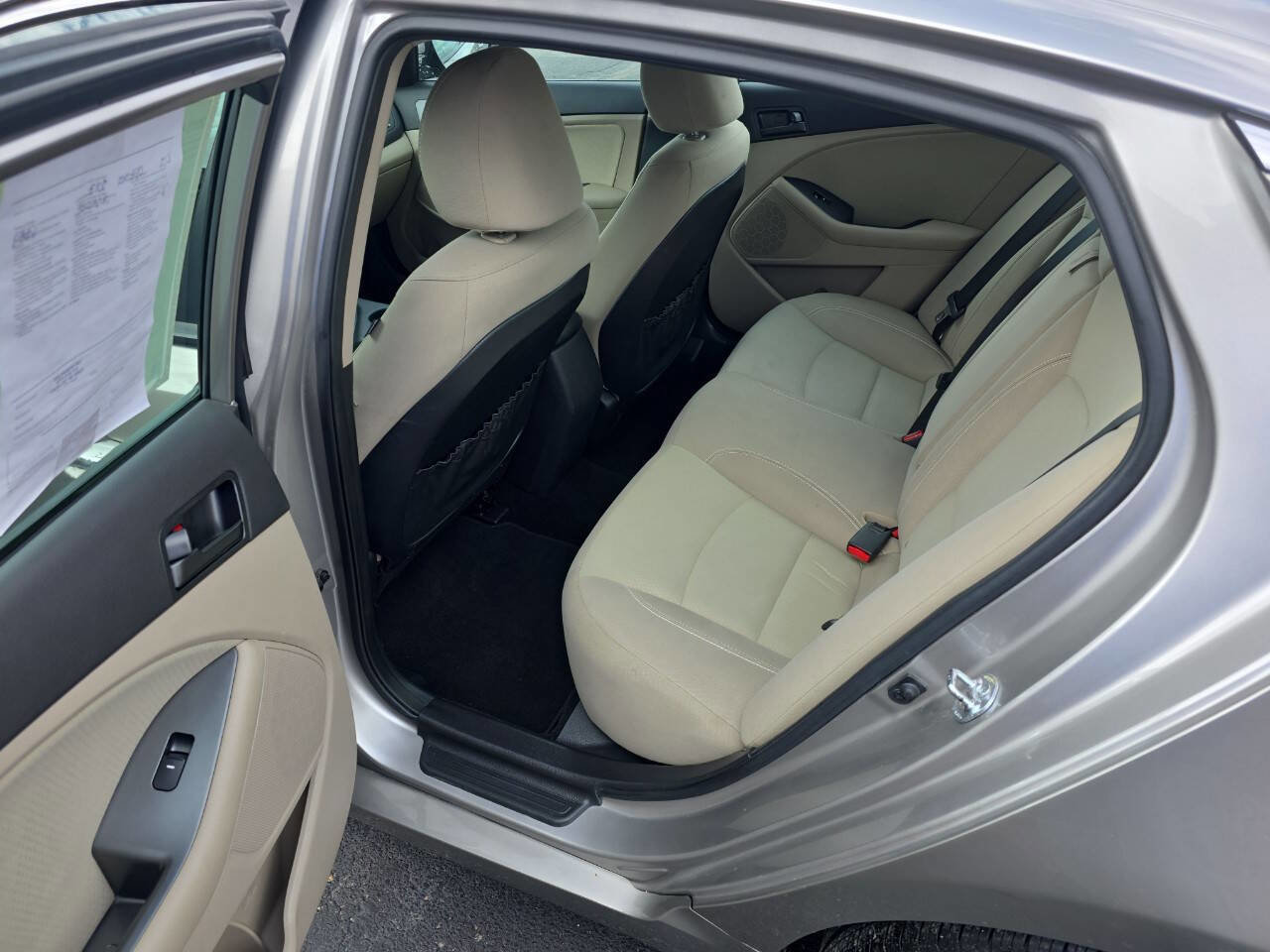 Used 2013 Kia Optima LX FWD image 11