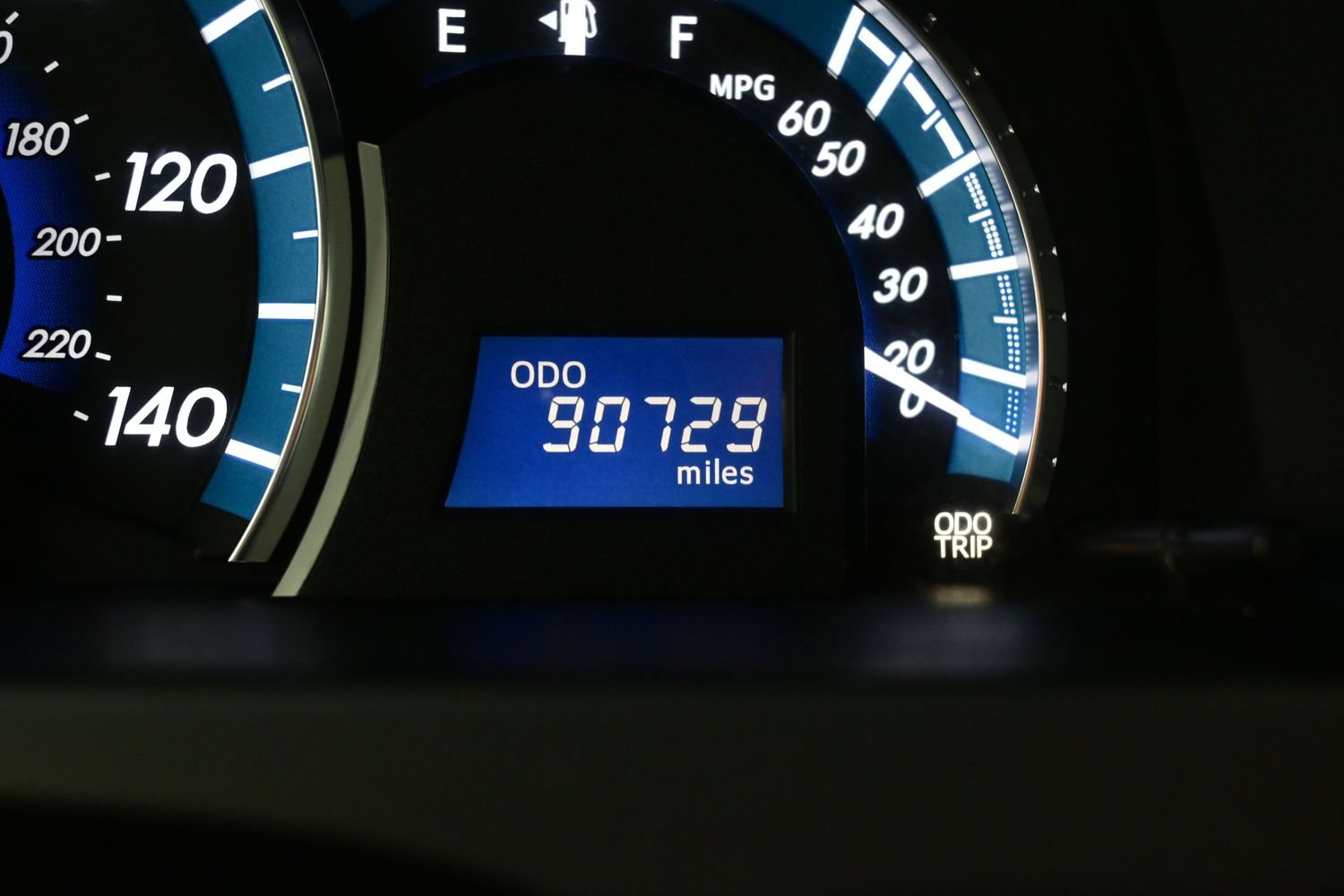 Used 2012 Toyota Camry XLE FWD image 24