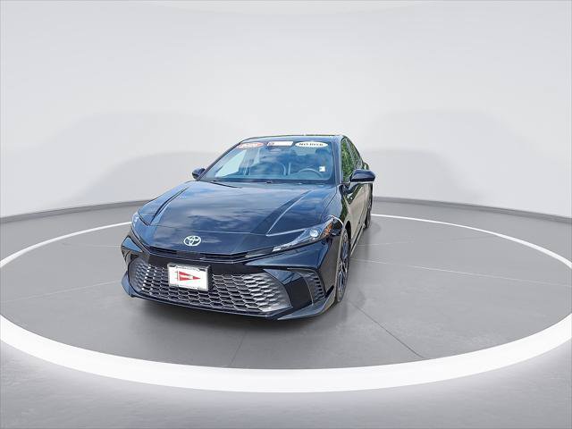 Certified 2026 Toyota Camry SE w/ Convenience Package FWD image 4