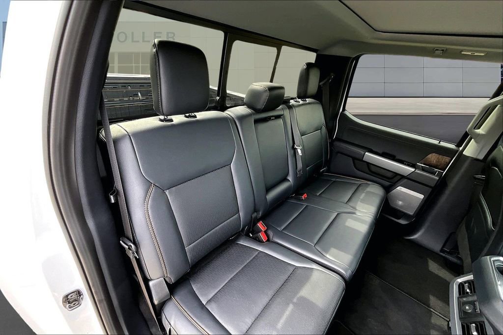 New 2026 Ford F250 Lariat w/ Black Appearance Package image 11