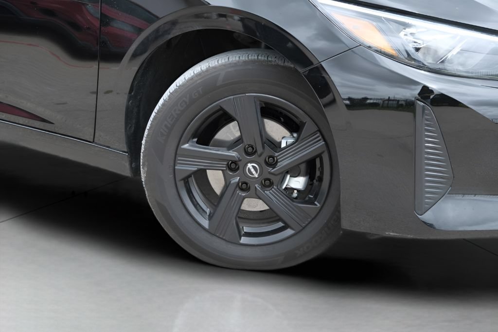 Used 2025 Nissan Sentra SV FWD image 30