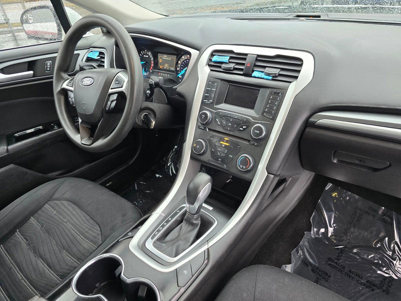 Used 2016 Ford Fusion SE image 11