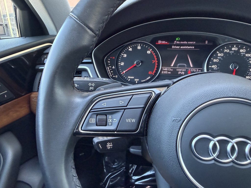 Used 2022 Audi A4 2.0T Premium w/ Convenience Package AWD/4WD image 30