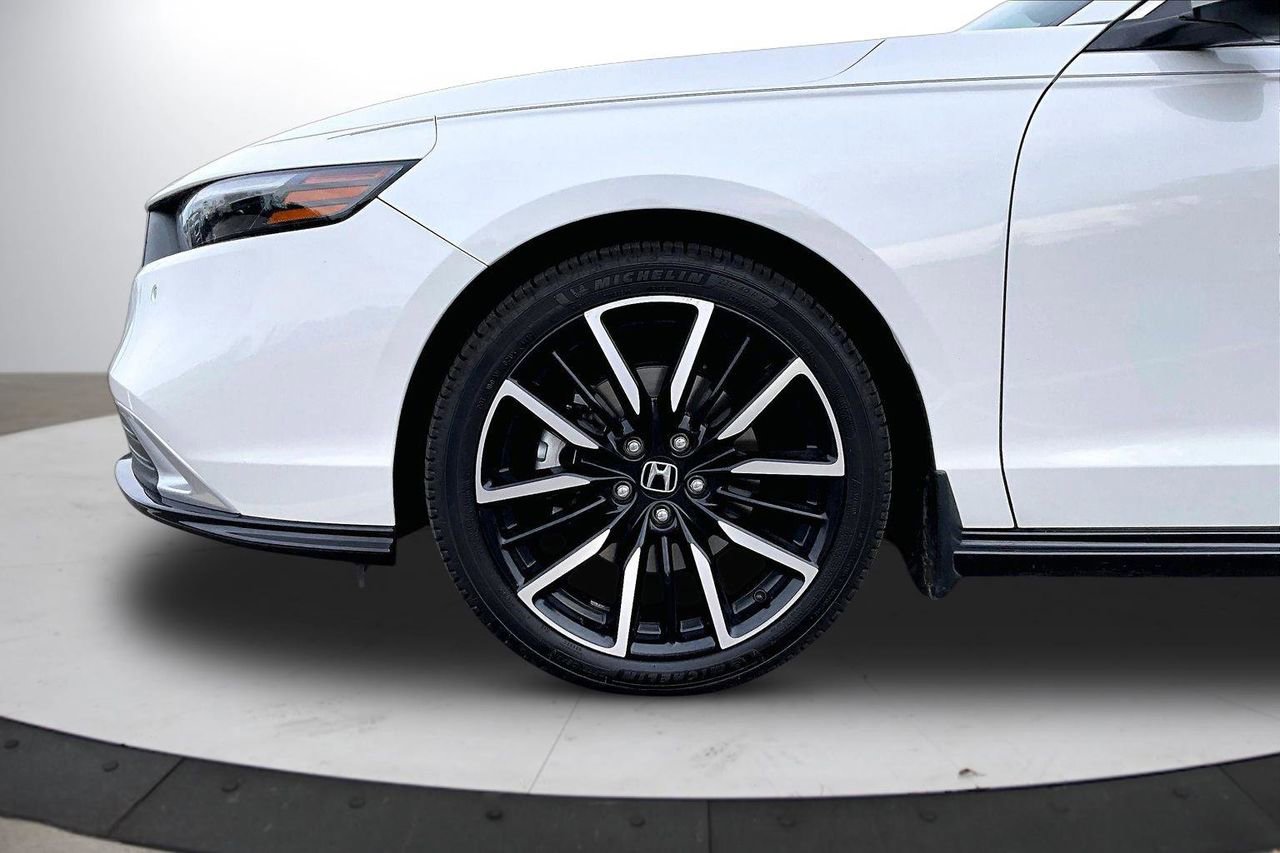 Used 2023 Honda Accord Touring image 33