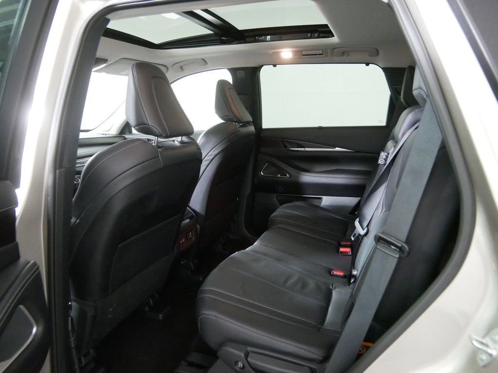 Used 2024 INFINITI QX60 Sensory image 22