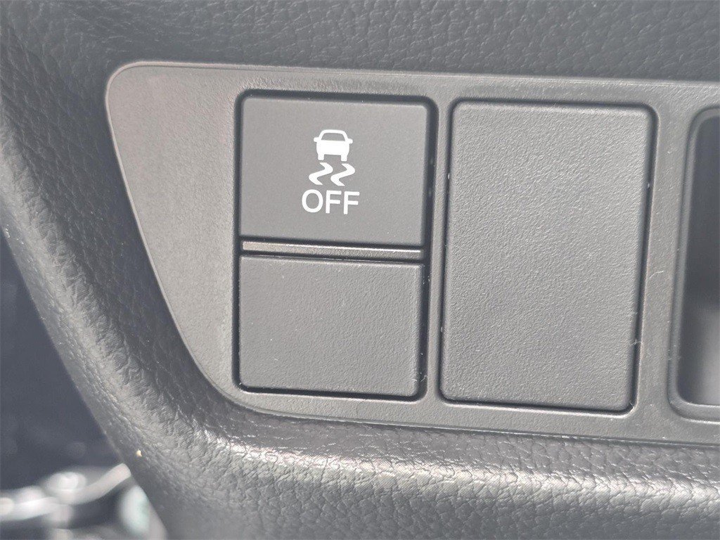 Used 2025 Honda HR-V LX image 11