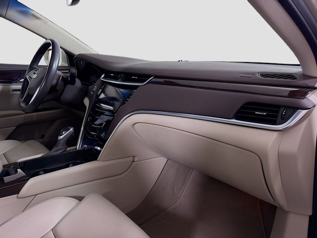 Used 2016 Cadillac XTS Luxury FWD image 32