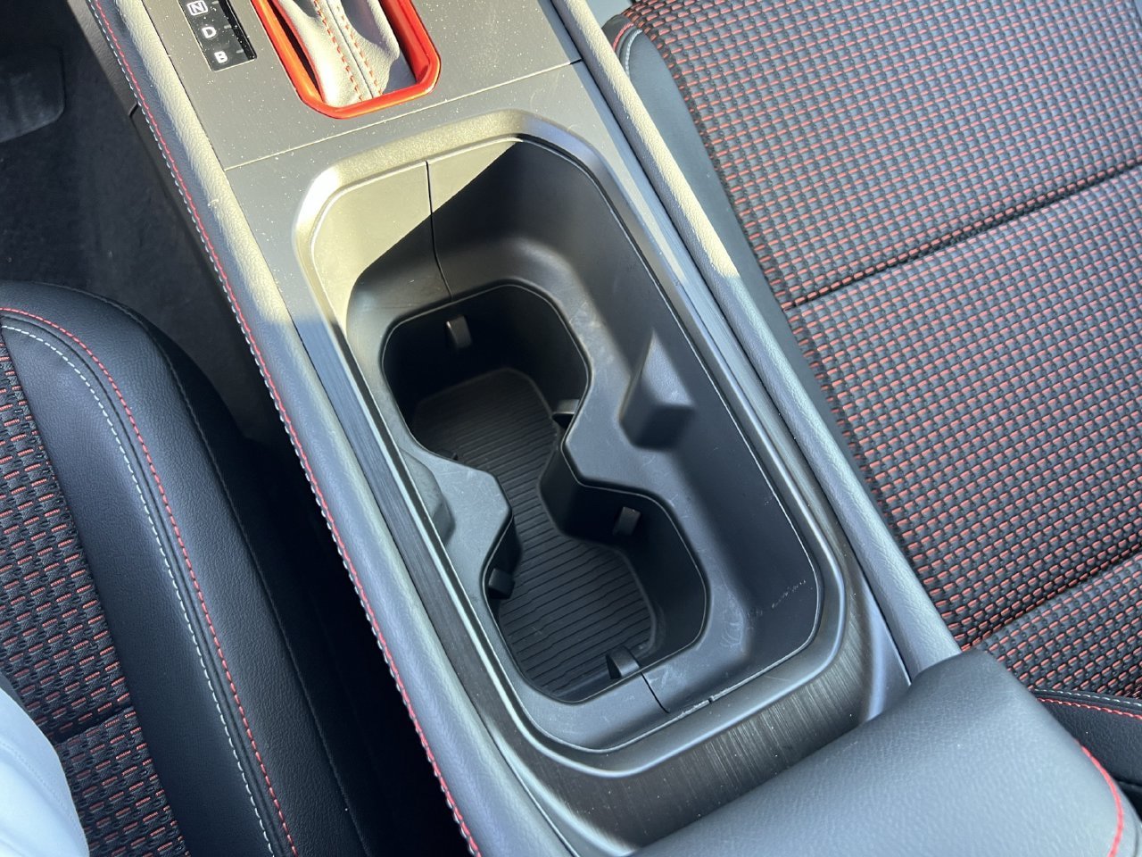 Certified 2026 Nissan Kicks SR FWD image 18