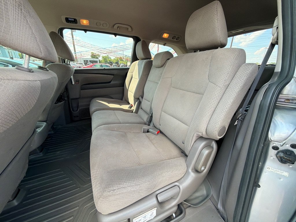 Used 2016 Honda Odyssey SE image 26