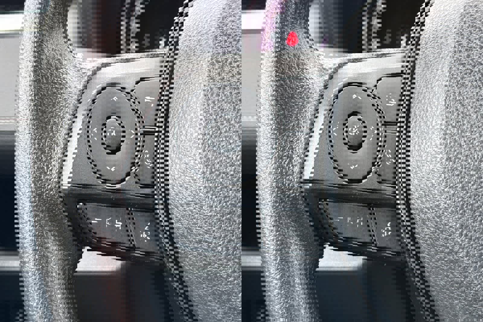 Used 2024 Toyota RAV4 LE image 25