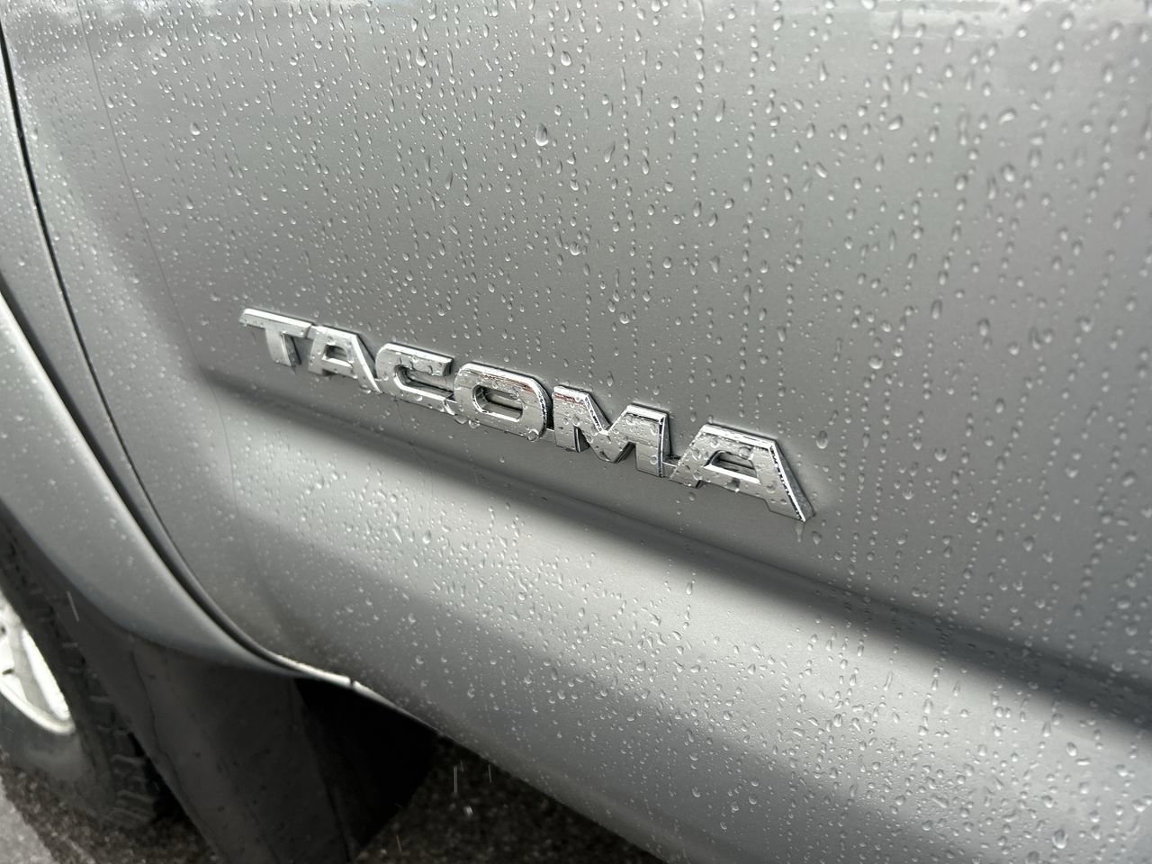 Used 2015 Toyota Tacoma 4x4 Access Cab V6 w/ TRD Sport Package image 13