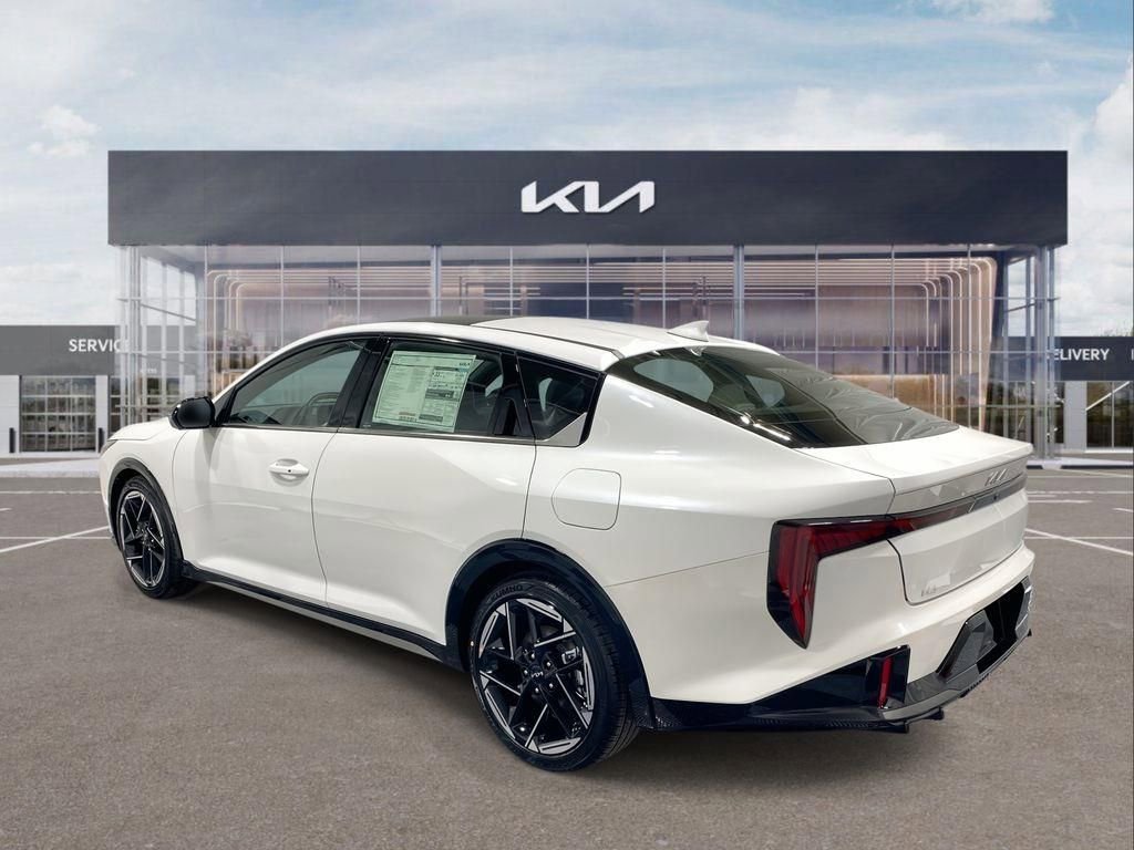 New 2026 Kia K4 GT-Line image 5