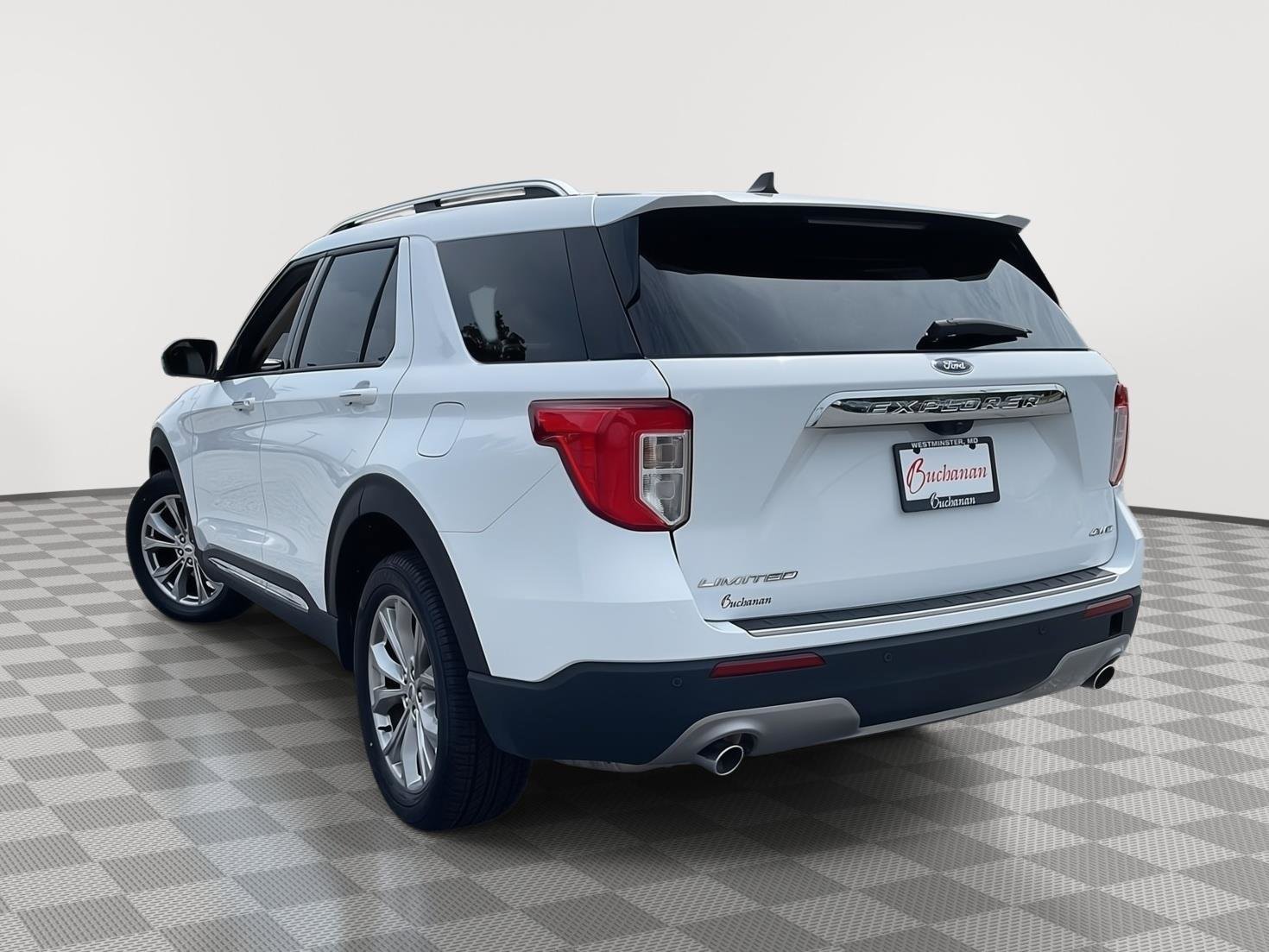 Used 2023 Ford Explorer Limited image 4