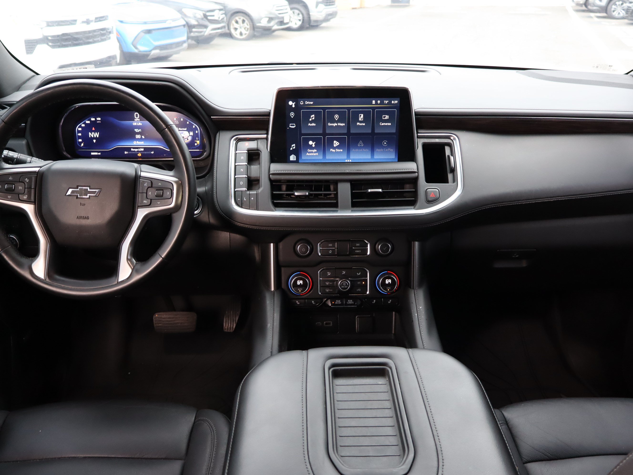 Used 2023 Chevrolet Tahoe Z71 w/ Luxury Package AWD/4WD image 16