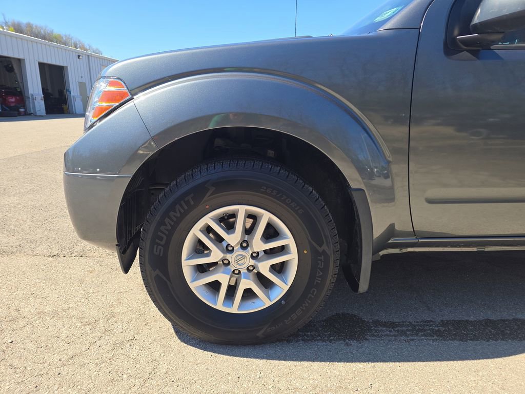Used 2019 Nissan Frontier SV w/ Value Truck Package AWD/4WD image 8