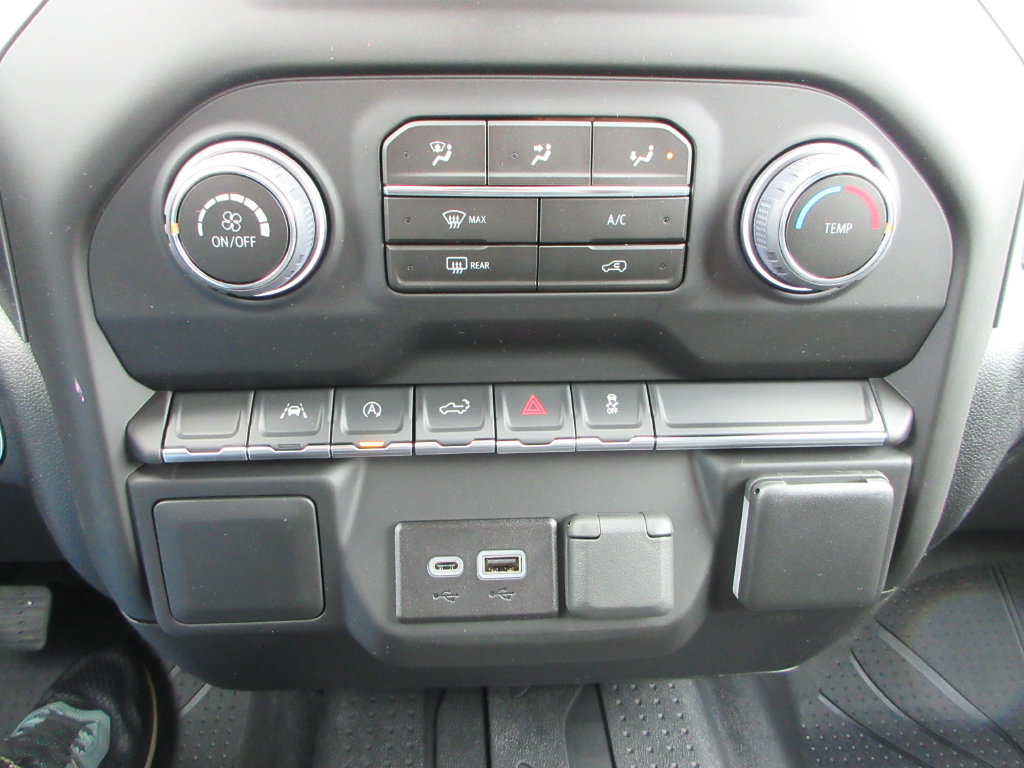 New 2026 Chevrolet Silverado 1500 Custom w/ Turbomax Blackout Package AWD/4WD image 26