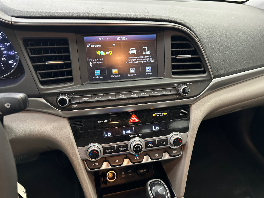 Used 2020 Hyundai Elantra SEL FWD image 26