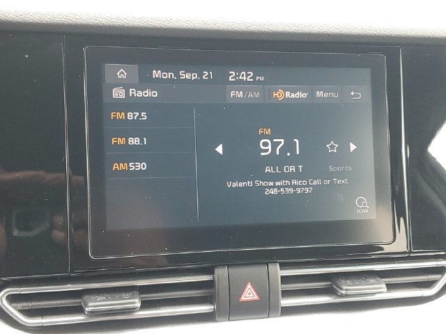 Used 2022 Kia Niro LX FWD image 22