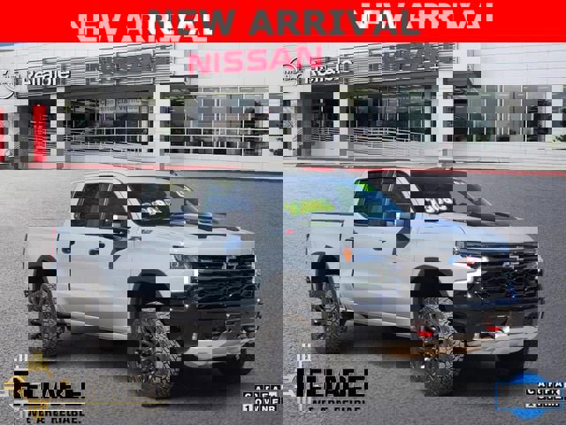 Used 2025 Chevrolet Silverado 1500 ZR2 w/ Technology Package image 1